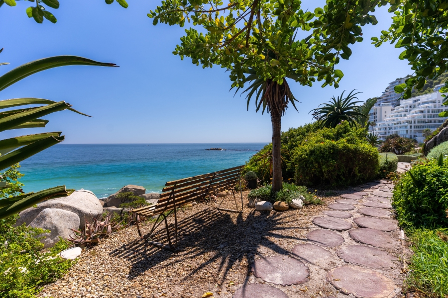 To Let 3 Bedroom Property for Rent in Clifton Western Cape